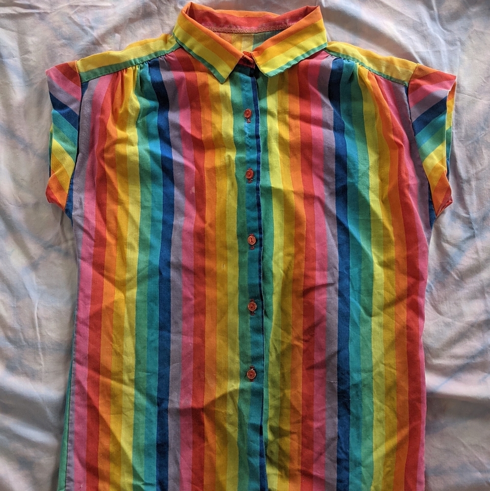Vintage rainbow stripped top